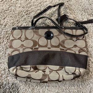 Brown coach handbag / purse